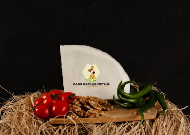 Tam Yağlı Beyaz Köy Peyniri Kg
